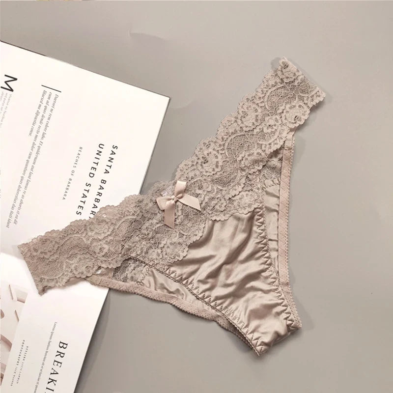 Underwear Women Sexy Lace Thong Pants Female Hollow Out Panties Low Waist Fashion Underpants New Ladies Bow Underwear Shorts