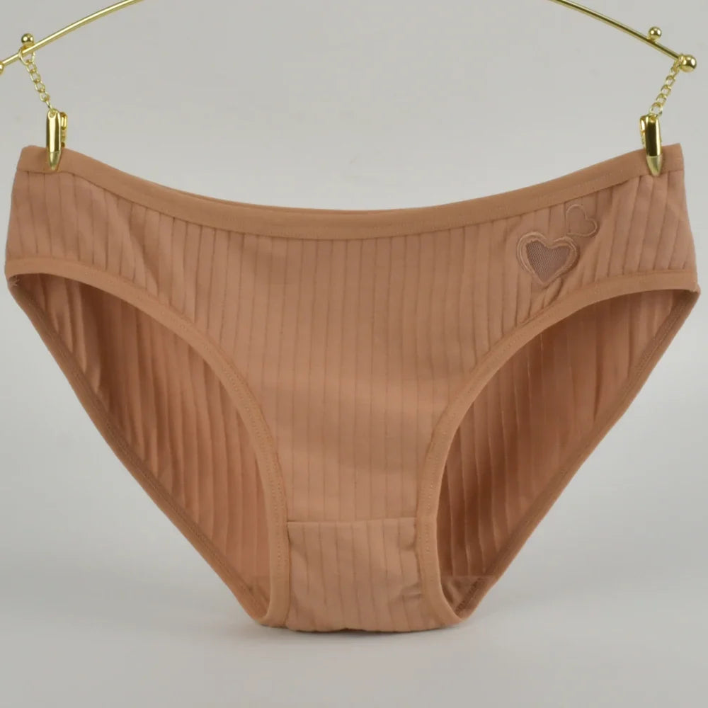 Pure Cotton Underwear Panties For Women Heart Briefs Female Triangle Underpants Woman Soft Panti Intimate sexy Lingerie Panty