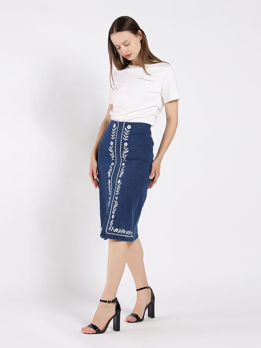 Gracia Fashion Women's Floral Embroidered Front Slit Denim Skirt