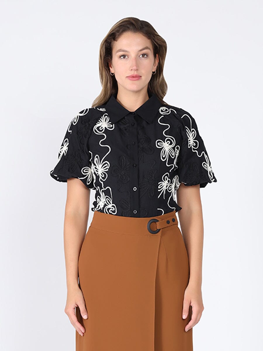Gracia Fashion Women's Flower stitch puffed sleeve shirt