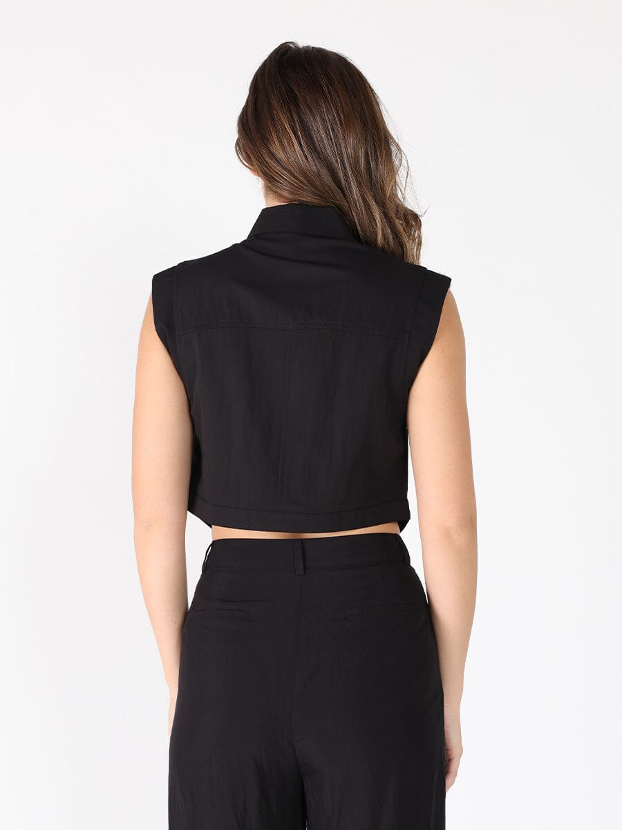 Gracia Fashion Women's Front Button Open-Bottom Hem Sleeveless Top