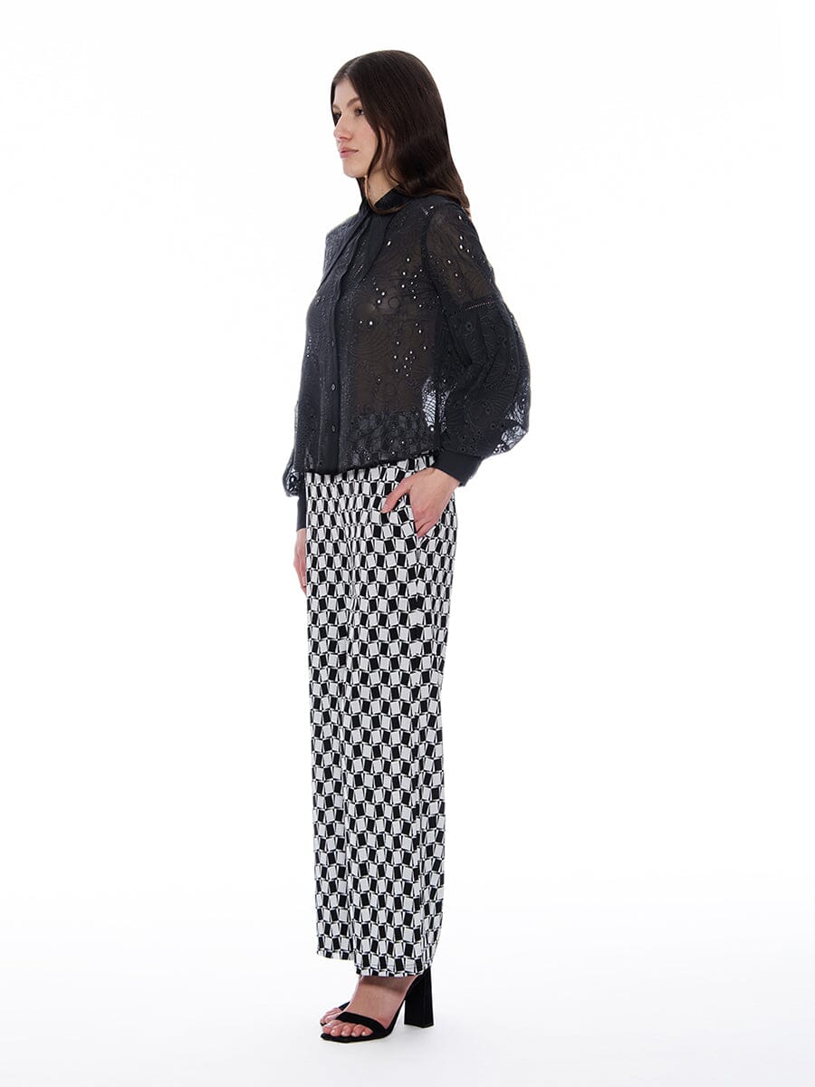 Gracia Fashion Women's Long Sleeve Button Cuff Eyelet Collared Top