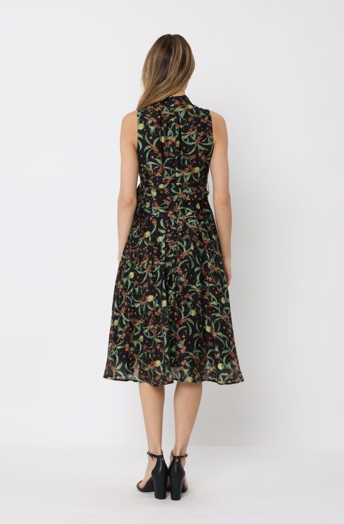 Gracia Fashion Women's Printed sleeveless waist band dress